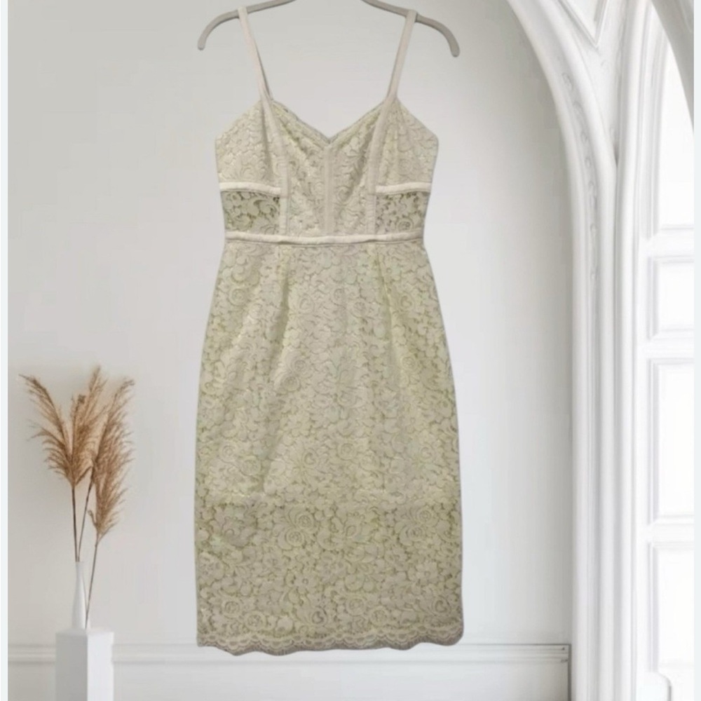 Express Cream Midi Dress
